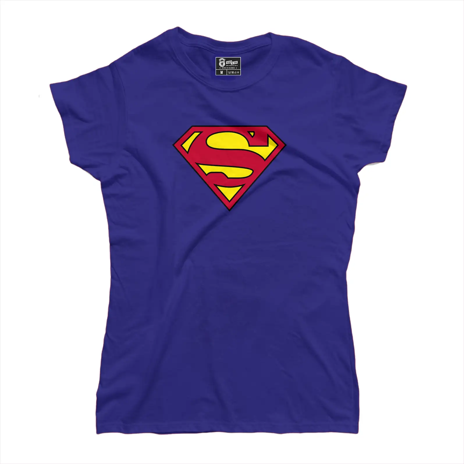 camiseta con el popular logo del hombre de acero o super girl